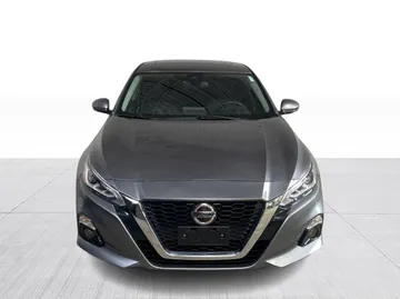 2021 Nissan Altima - image 8