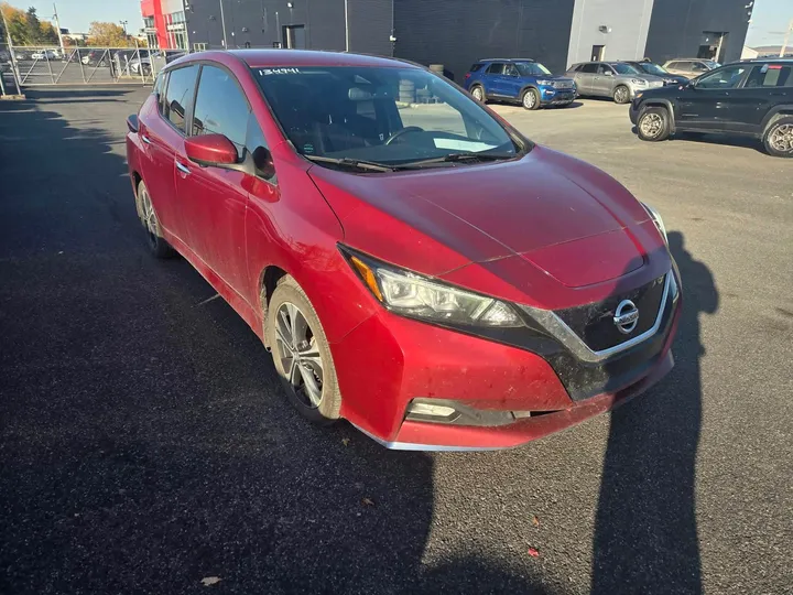 2022 Nissan LEAF