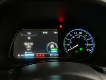 2023 Nissan LEAF - image 14