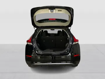 2023 Nissan LEAF - image 12