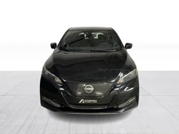 2023 Nissan LEAF - image 2