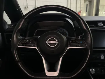 2023 Nissan LEAF - image 16