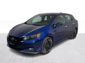 2023 Nissan LEAF - image 8