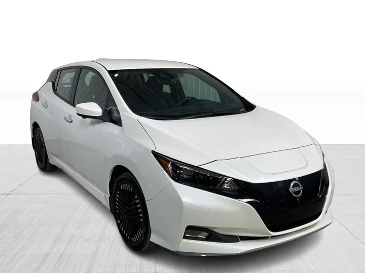 2023 Nissan LEAF