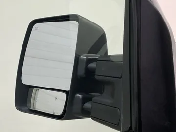 2018 Nissan NV Cargo - image 16