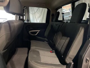 2016 Nissan Titan XD - image 14