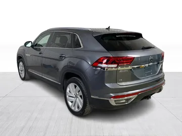 2021 Volkswagen Atlas Cross Sport - image 11