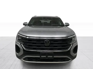 2024 Volkswagen Atlas Cross Sport - image 2
