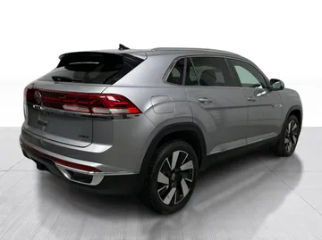 2024 Volkswagen Atlas Cross Sport - image 8