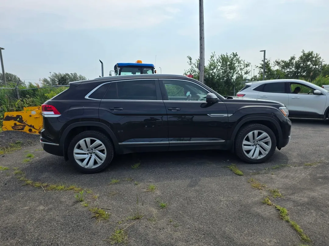 2021 Volkswagen Atlas Cross Sport — photo 4