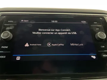 2021 Volkswagen Atlas Cross Sport - image 8