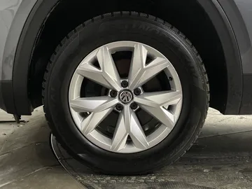 2018 Volkswagen Atlas - image 6