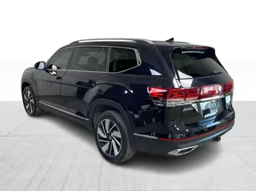 2024 Volkswagen Atlas - image 12