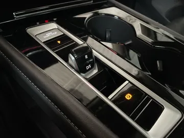 2024 Volkswagen Atlas - image 27