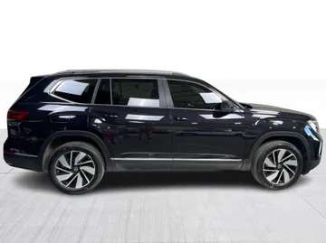 2024 Volkswagen Atlas - image 2
