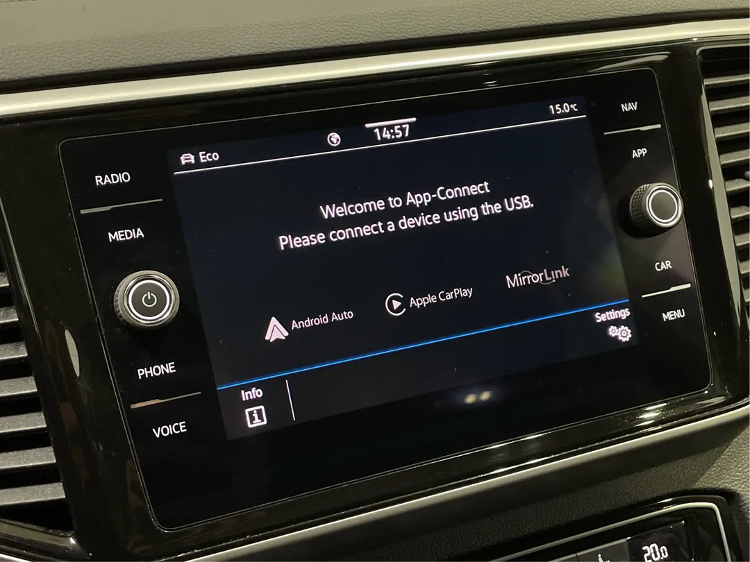 2022 Volkswagen Atlas — photo 7