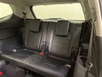 2022 Volkswagen Atlas - image 17