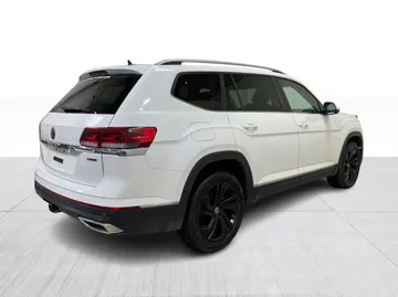 2022 Volkswagen Atlas - image 15