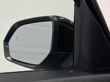 2023 Volkswagen Atlas Cross Sport - image 21