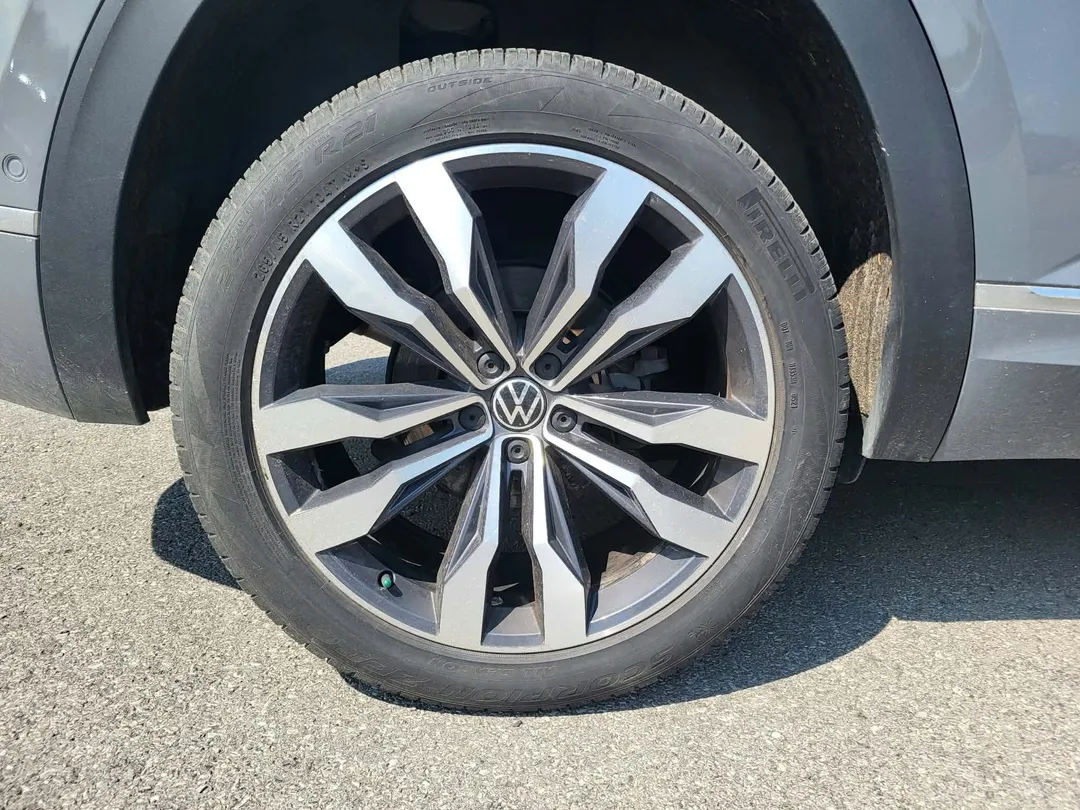 2022 Volkswagen Atlas Cross Sport — photo 6