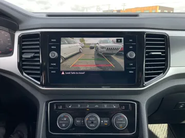 2022 Volkswagen Atlas - image 22