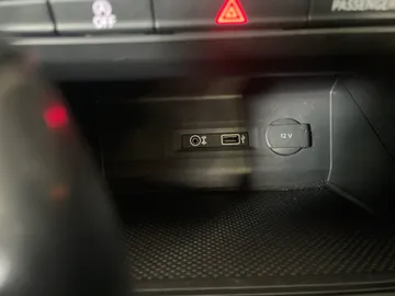 2018 Volkswagen Atlas - image 23