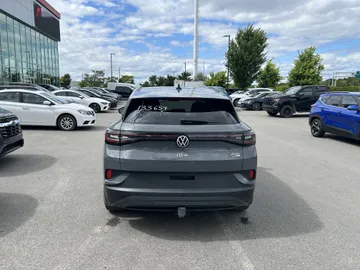 2023 Volkswagen ID.4 - image 6