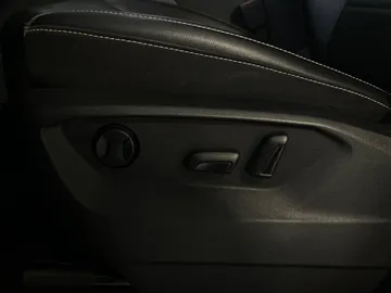 2021 Volkswagen Atlas - image 16