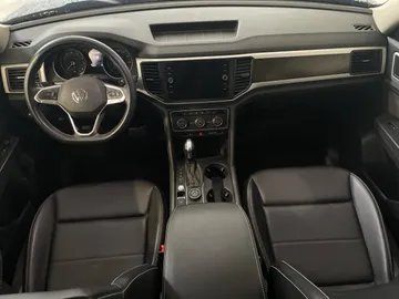 2021 Volkswagen Atlas - image 20
