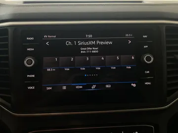 2021 Volkswagen Atlas - image 32