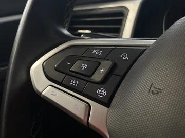 2021 Volkswagen Atlas - image 27