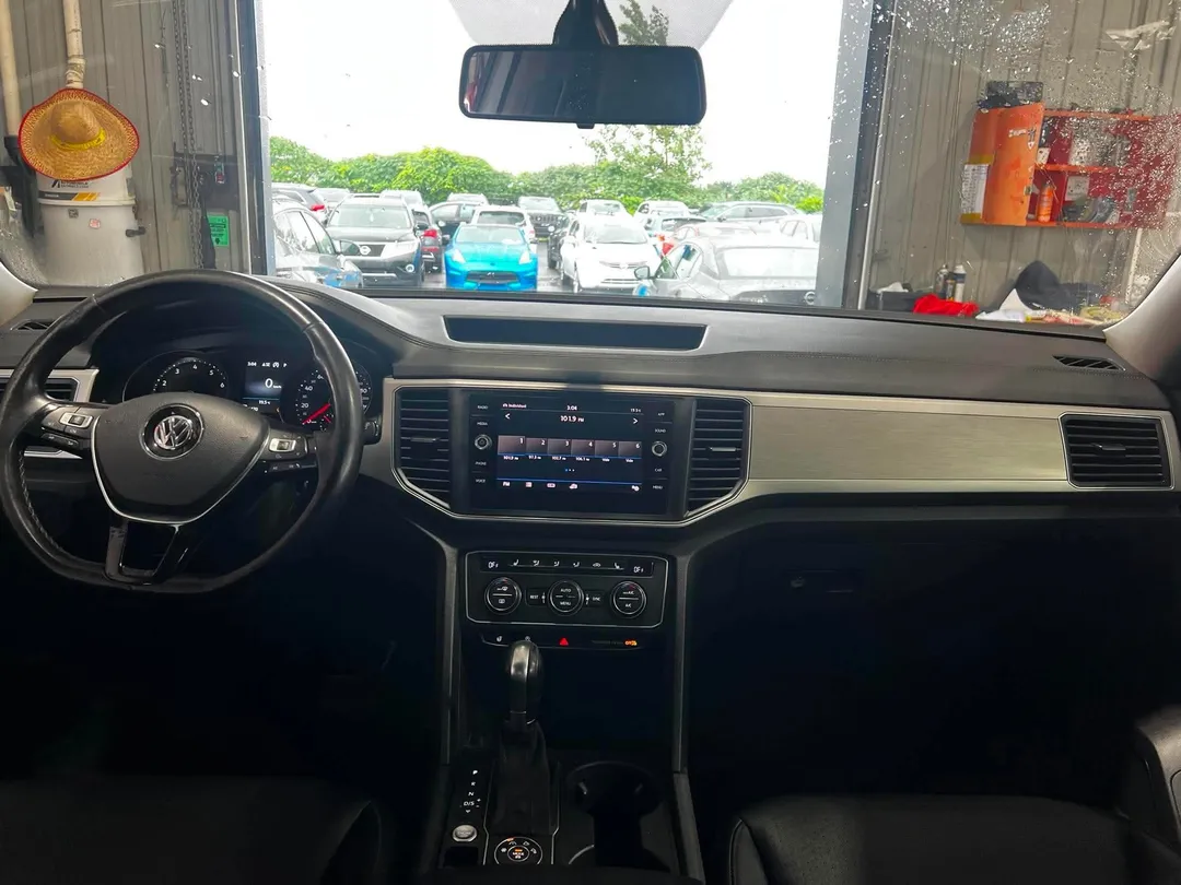 2018 Volkswagen Atlas — photo 8