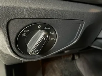 2018 Volkswagen Atlas - image 18