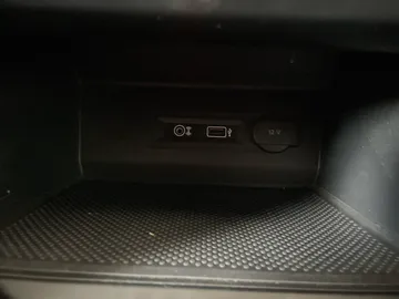 2018 Volkswagen Atlas - image 26