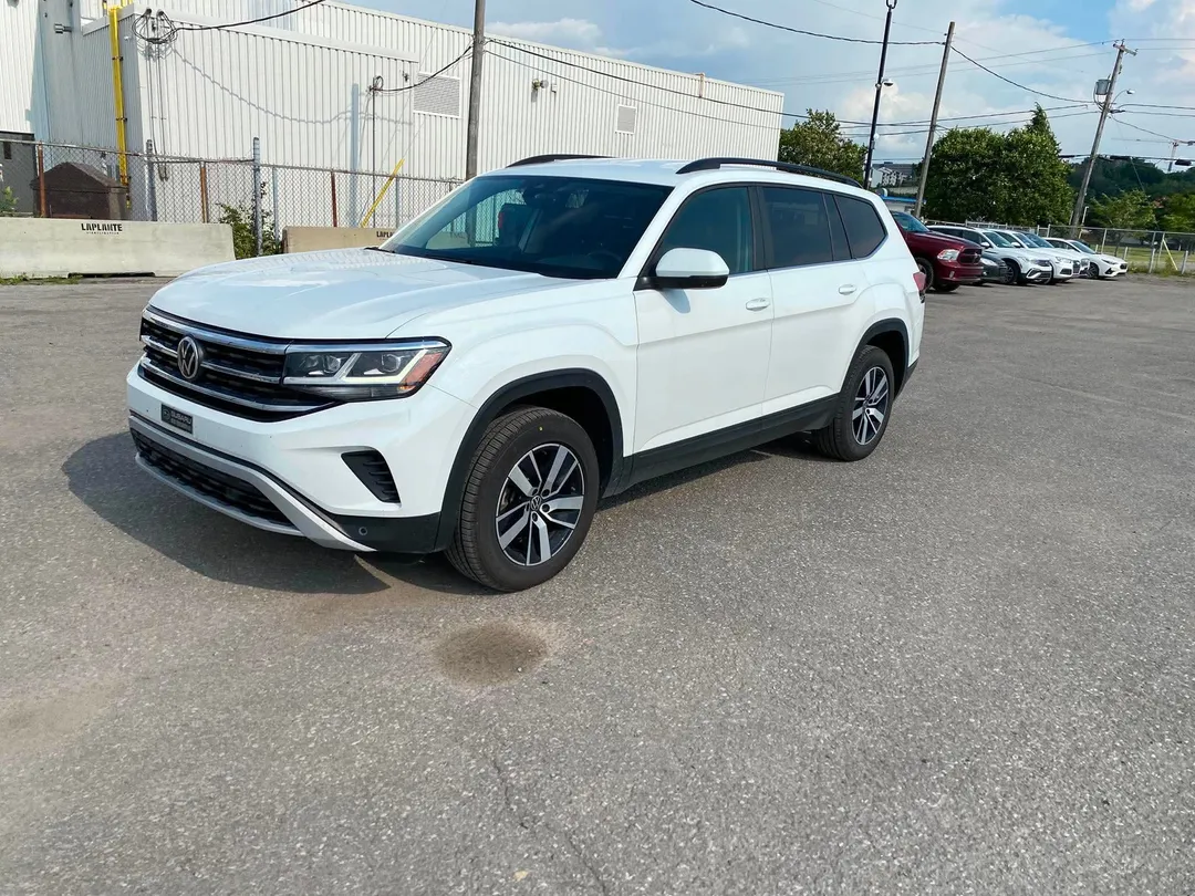 2022 Volkswagen Atlas — photo 3