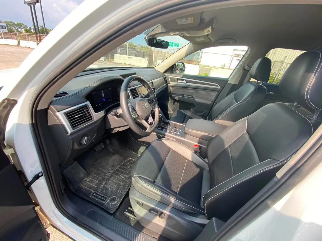 2022 Volkswagen Atlas — photo 8