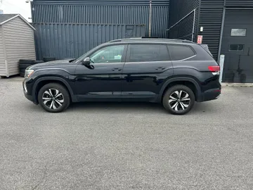 2024 Volkswagen Atlas - image 6