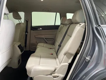 2018 Volkswagen Atlas - image 15