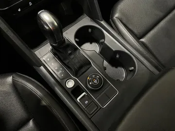 2019 Volkswagen Atlas - image 25