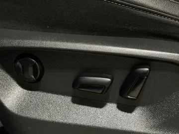 2019 Volkswagen Atlas - image 18