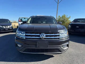 2019 Volkswagen Atlas - image 2