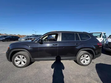 2019 Volkswagen Atlas - image 4