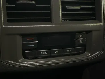 2021 Volkswagen Atlas - image 26