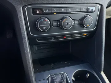 2022 Volkswagen Atlas - image 21