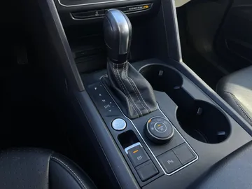 2022 Volkswagen Atlas - image 26
