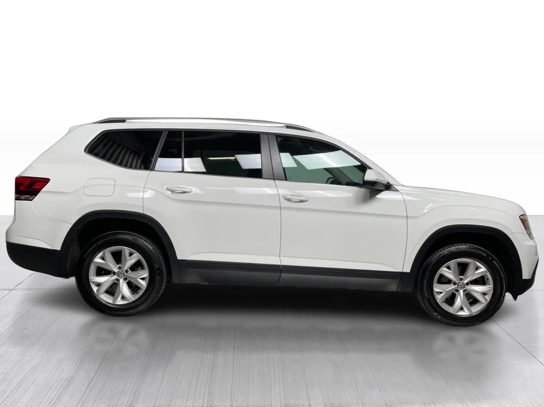 2019 Volkswagen Atlas — photo 2