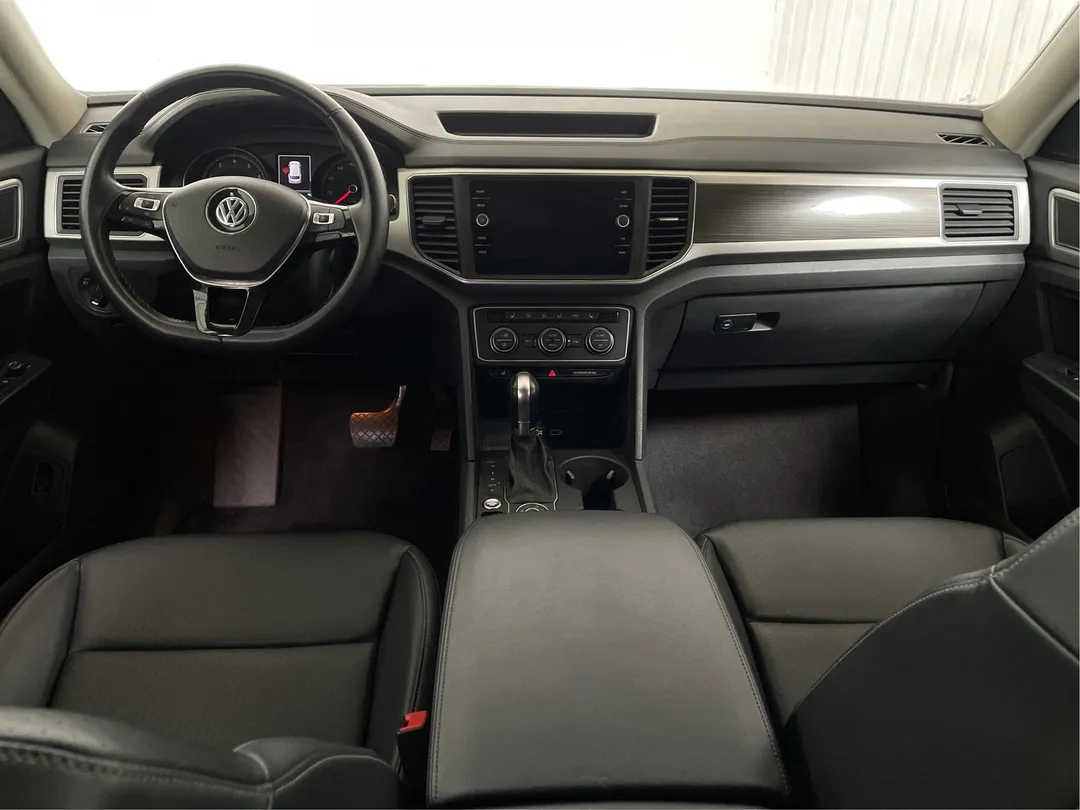 2019 Volkswagen Atlas — photo 4