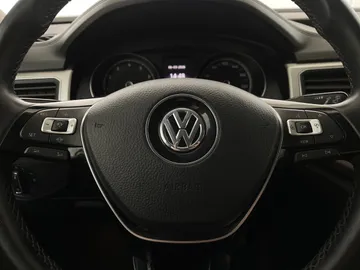 2019 Volkswagen Atlas - image 17