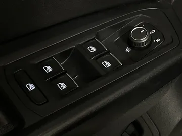 2019 Volkswagen Atlas - image 23