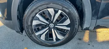 2024 Volkswagen Atlas - image 8